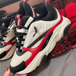 Authentic Dior b22 sneaker